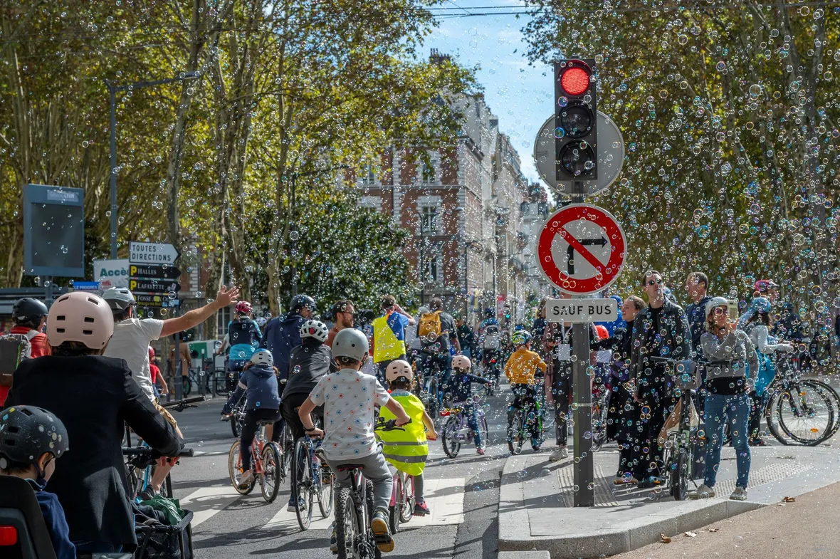 Photo de la parade du Festival du vélo 2024