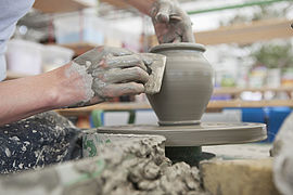 Cours de poterie