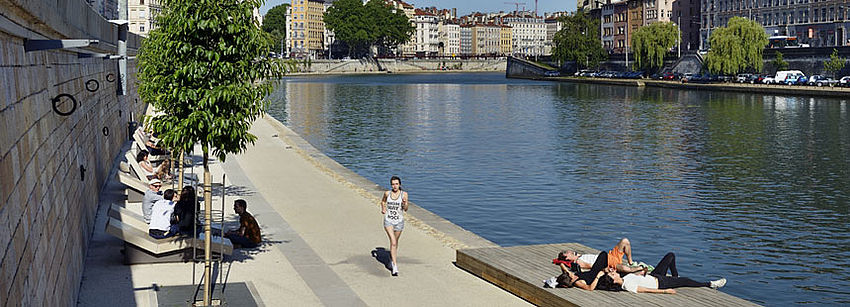 Les rives de Saône, la promenade du défilé de la Saône