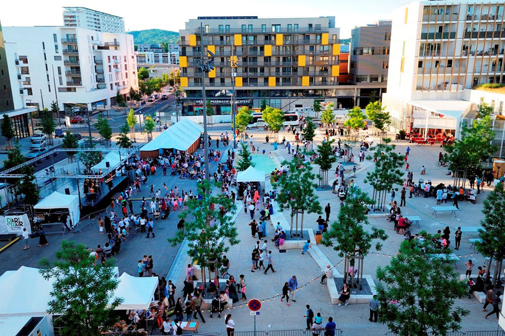 Une photo de la place Abbé Pierre